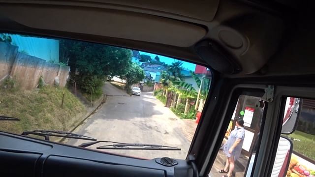 Не смогли проехать. Замкнуло холодильник. Два вызова смотреть онлайн