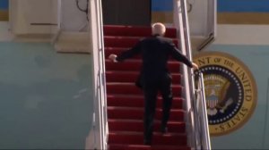 Джо Байден vs Ступеньки