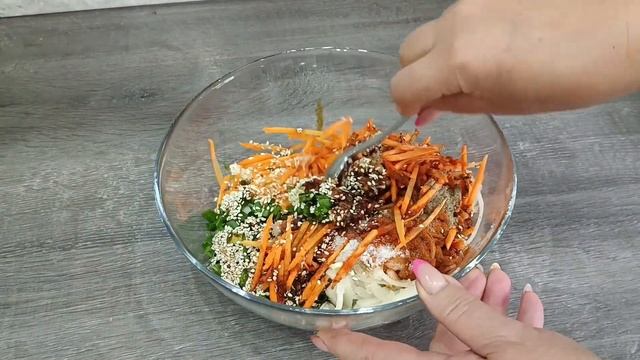 Огурцы Кимчи - по корейски это идеальная пикантная закуска.Рецепт очень простой и готовиться быстро