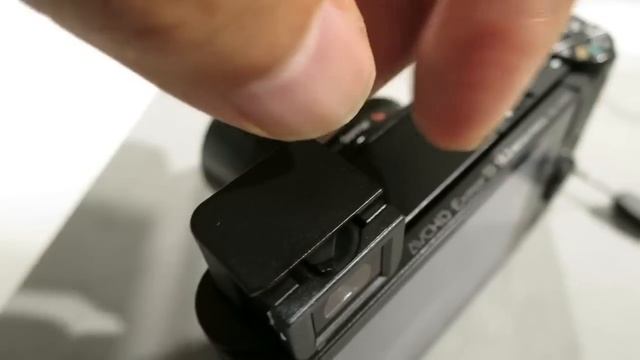 SONY DSC-HX90Vはこんな感じ[HX60V後継,ﾊﾞﾘｱﾝｸﾞﾙ液晶,ﾌｧｲﾝﾀﾞｰ付き,GPS] смотреть онлайн