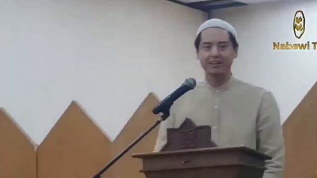 SUBHANALLOH...|ROGER DANUARTA MENCIUM TANGAN MULIA|HABIB UMAR BIN HAFIDZ