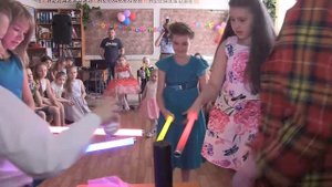 Как провести детский праздник в классе