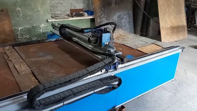 Вырезаем мангал на станке плазменной резки.