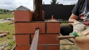 Столбы из красного 1.5 кирпича. Нюансы.