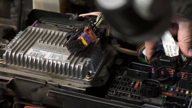 Citroen C5 - как снять блок предохранителей смотреть онлайн