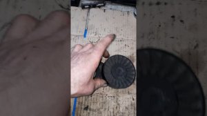 Писк ремня генератора одна из причин.