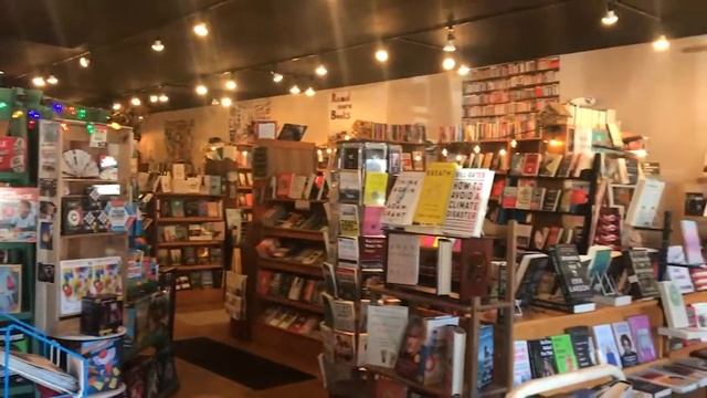 Book Nook & Java Shop – Montague MI смотреть онлайн