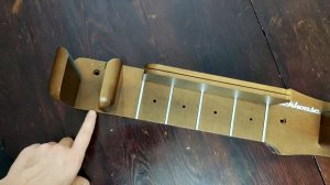 Aliexpress. Настенное крепление для гитар Rockhouse