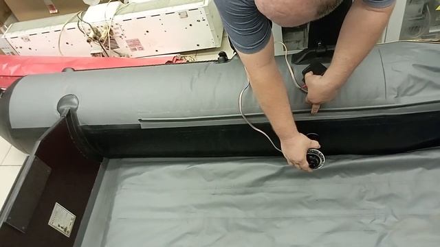 Насос для ПВХ лодки с питанием от АКБ шуруповерта 18-24вольт смотреть онлайн