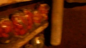 Как хранить банки с солениями в подвале гаража