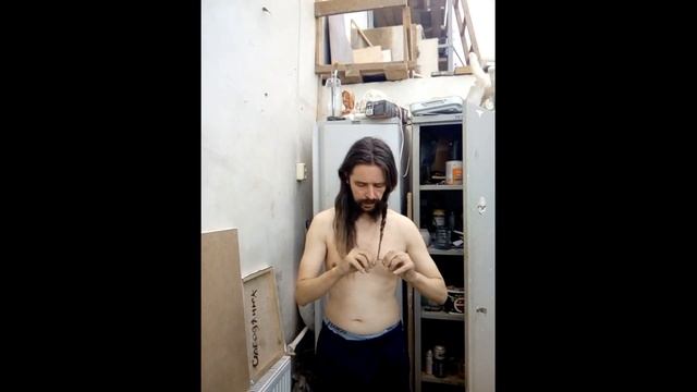 Длинноволосый 43-летний тенор мужчина-Мои длинные волосы 43!