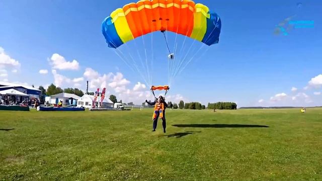 Тандем прыжок в Аэроград Коломна 4000 м смотреть онлайн