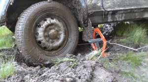 Нива. ваз 2131. Дорога вдоль ЛЭП