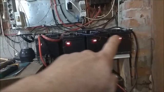 Стартерные АКБ в солнечной электростанции 48 В  (почти финал) смотреть онлайн