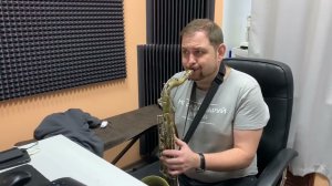 Подбор лёгких мелодий для саксофонистов.