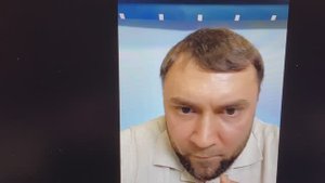 Украинец пытался переубедить, в результате признал что все из-за бандеровцев.