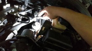 Пробная установка дополнительного вакуумного насоса на Kia Sorento BL