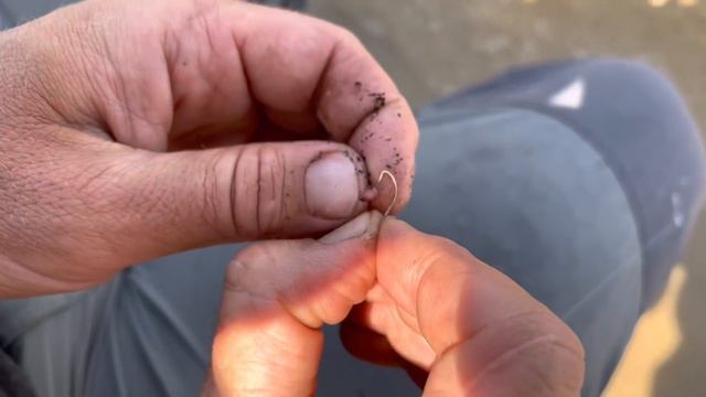 ПЕРВАЯ ФИДЕРНАЯ РЫБАЛКА В ЧУВАШИИ.СЕЗОН 2021.Хотел карасей ,а ловились подлещики. смотреть онлайн