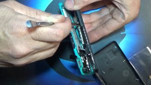 Замена кнопки включения смартфона SONY XPERIA GO ST27i