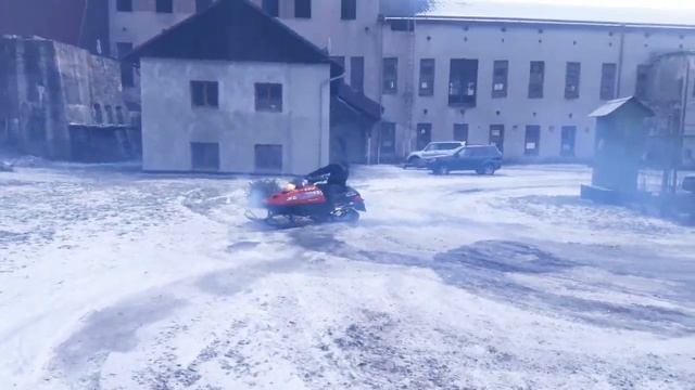 #Снегоход #Двухтактный : -двухцилиндровый # Arctic Cat смотреть онлайн