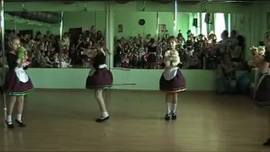 Танец "Подружки"