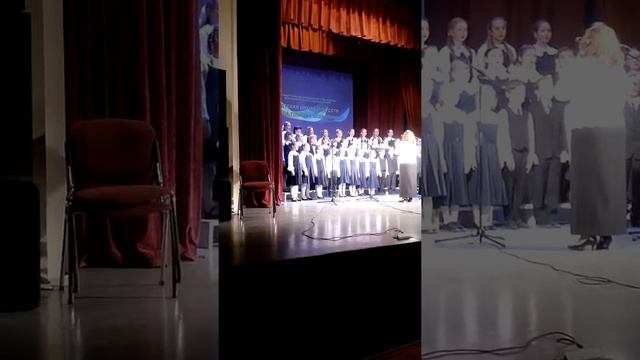 Отчетный концерт детской школы искусств им. Глинки, младший хор , 2018 смотреть онлайн