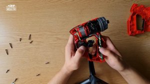 Разобрал шуруповерт Milwaukee 2505-20