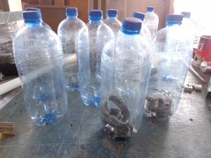 КРЕПЁЖ НЕ ПОКУПАЮ, а собираю и храню в баночках с крышкой из бутылок PET (баклажек)