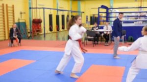 Карате сётокан. Краевые соревнования по карате ВБЕ. 12 декабря 2021. Девочки 11 лет. Кумите - 06.