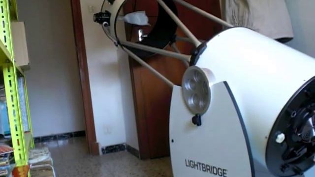 Smooth Movement of the Dobson Meade LightBridge 16" смотреть онлайн