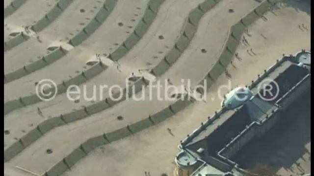 Schloss und Schloßpark von Sanssouci in Potsdam смотреть онлайн