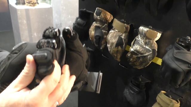 NEW MECHANIX GLOVES. IWA 2022 смотреть онлайн