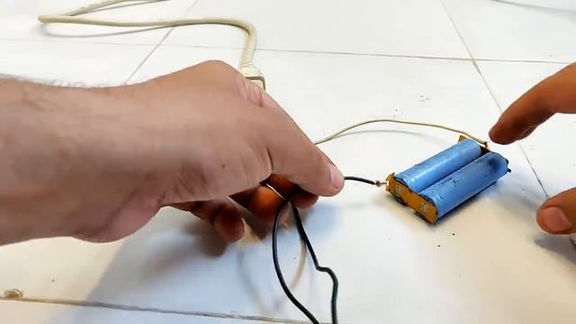 Make 12V DC Electric Generator from 220v Drill Motor смотреть онлайн