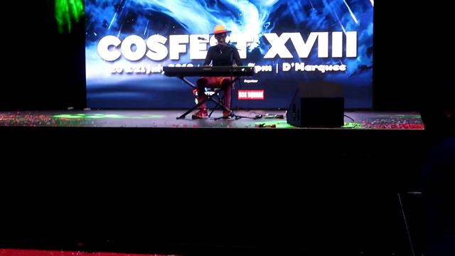 I play Naruto Silhouette on piano at a convention and the crowd goes wild! смотреть онлайн