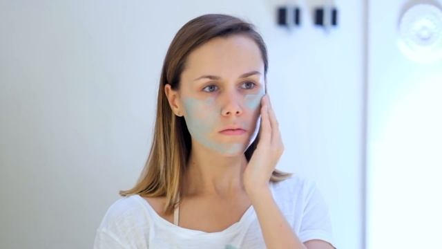 ЗИМНИЙ УХОД И ВОССТАНОВЛЕНИЕ КОЖИ | МОЕ УТРО смотреть онлайн