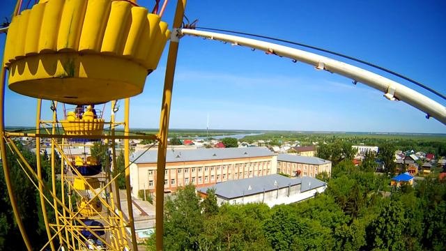 2013-06-23. Большеречье. Колесо обозрения