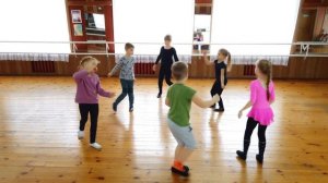 Веселые путешественники танец для детей