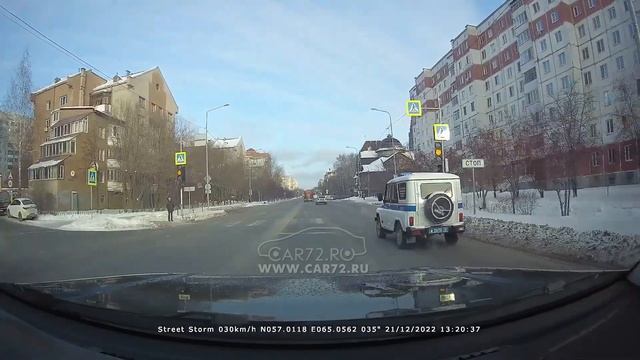 Полицейский УАЗ B.2670.72 на красный