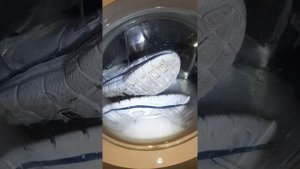 Стирка белых кроссовок в стиральной машине