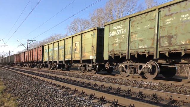 ВЛ80С-1458 + ВЛ80С-2104 с грузовым составом смотреть онлайн