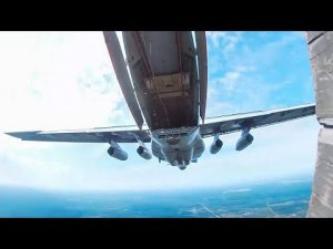 Десантирование парашютным способом аэромобильного госпиталя