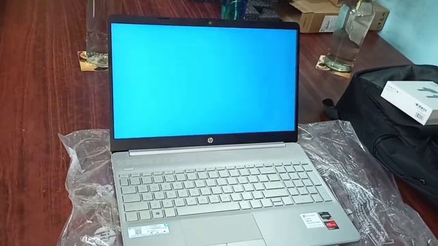 HP 15S- GR0012AU LAPTOP UNBOXING смотреть онлайн