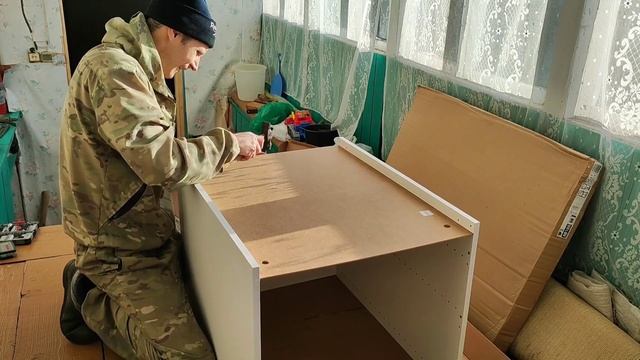 Сборка нижних шкафов кухни Леруа Мерлен: пошаговое видео