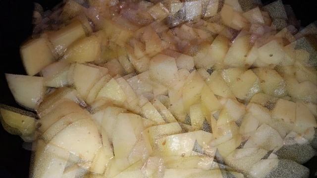 Картофель с куриными ножками и яблоком/На второе/Рецепт № 136 смотреть онлайн