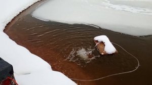 короб под компрессор для аэрации пруда.