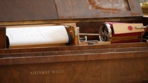 Пианола - механическое пианино