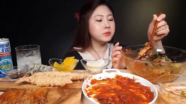 🔥 매운 낙지볶음 먹방 팽이버섯 리얼사운드 먹방 ASMR MUKBANG KOREAN food Spicy Stir-fried Octopus mushrooms Eating Sound