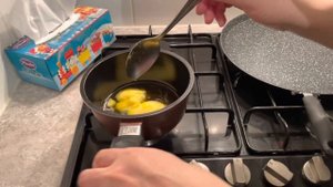 Ботиши.  Сколько не готовлю всегда мало , вкуснее Хачапури.