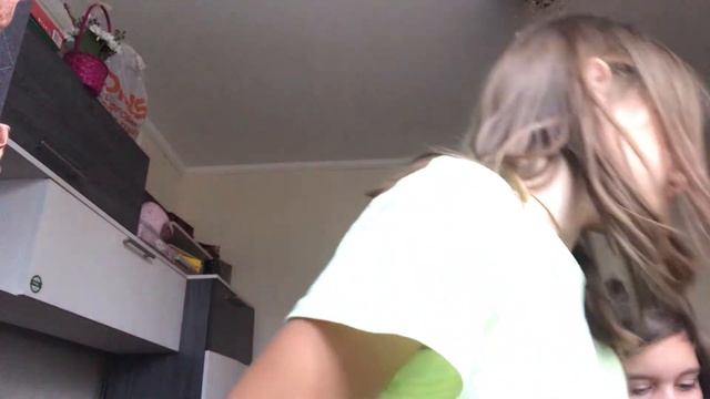 У МЕНЯ БЫЛО ДР)))!!!! И я распаковываю подарки ? со мной сестра снималась смотреть онлайн