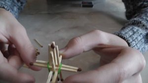 Как сделать кубик из спичек без клея!